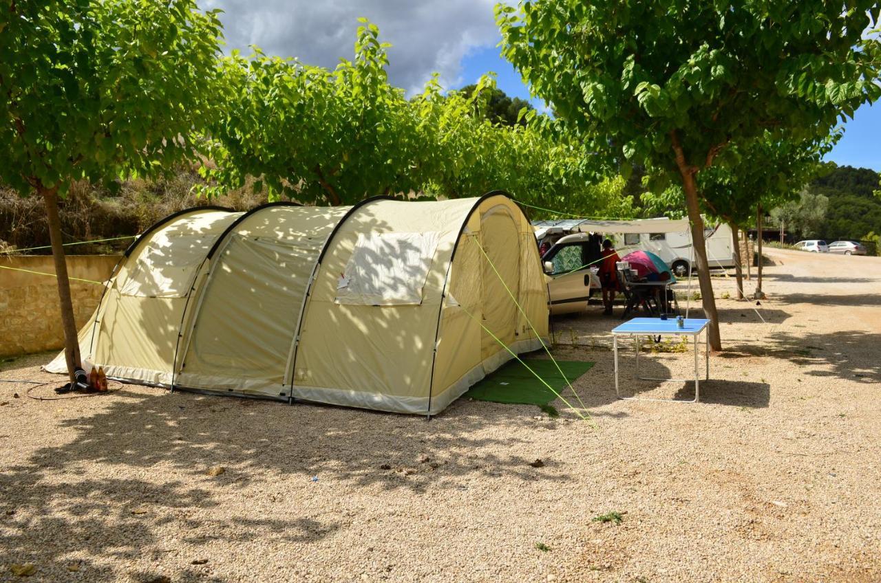 Camping El Roble Valderrobres Dış mekan fotoğraf