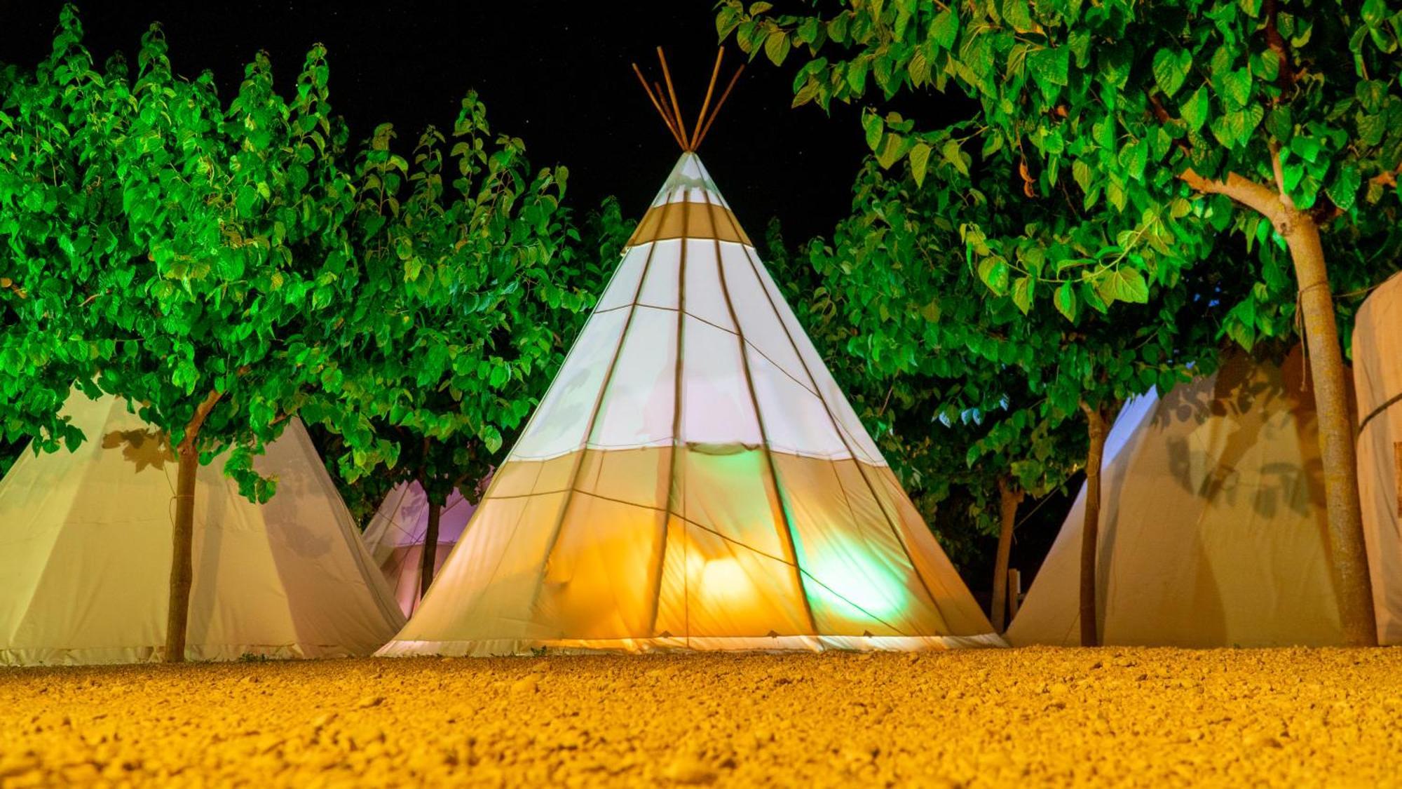 Camping El Roble Valderrobres Dış mekan fotoğraf