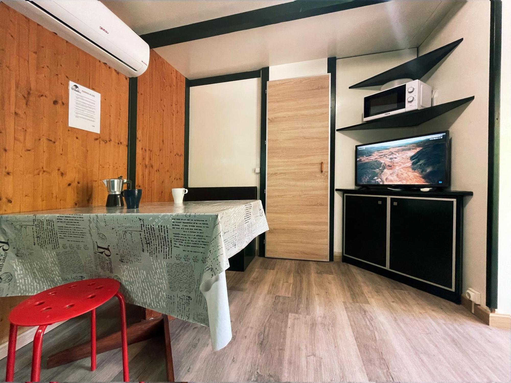Camping El Roble Valderrobres Dış mekan fotoğraf